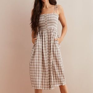 BRAND NEW Plaid American Eagle Dress